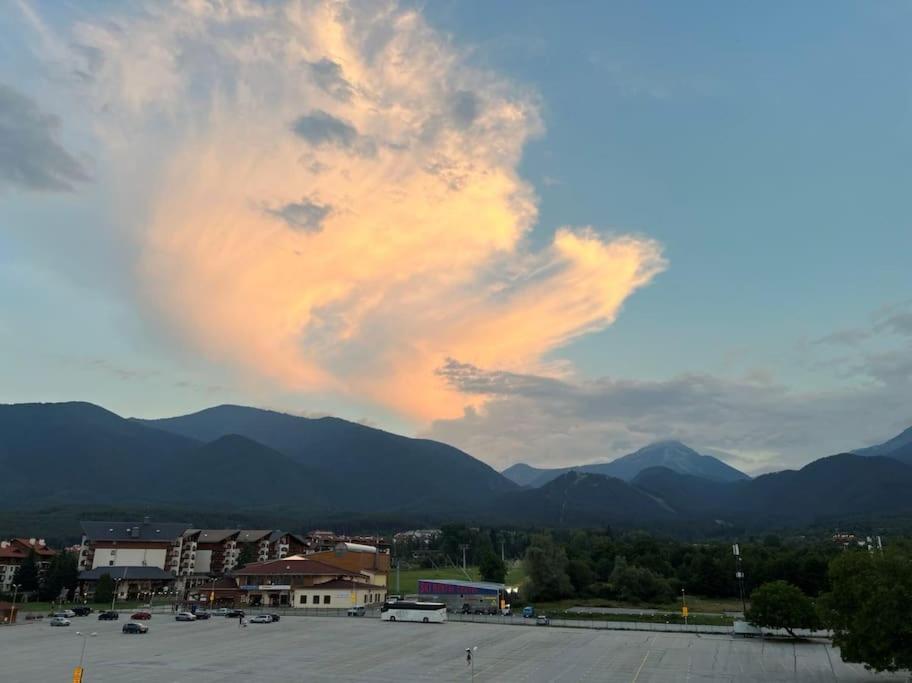 Gondola Lift Apartment Bansko Exteriör bild
